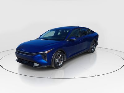 2025 Kia K4 - Photo 3