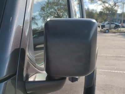 2026 Jeep Gladiator — photo 12 view