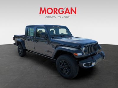 2026 Jeep Gladiator — side profile view