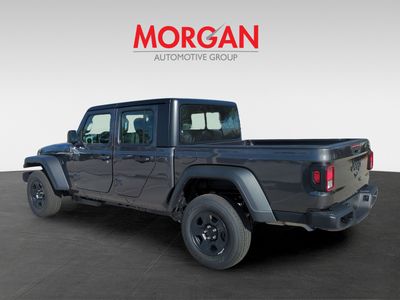 2026 Jeep Gladiator — photo 7 view