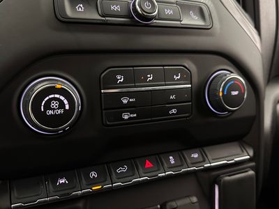 2025 Chevrolet Silverado 1500 - Photo 12