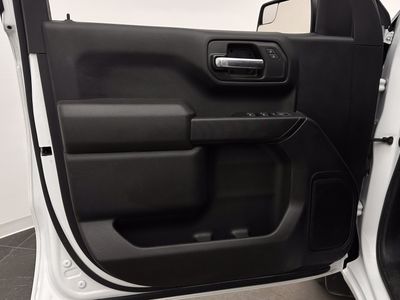2025 Chevrolet Silverado 1500 - Photo 9