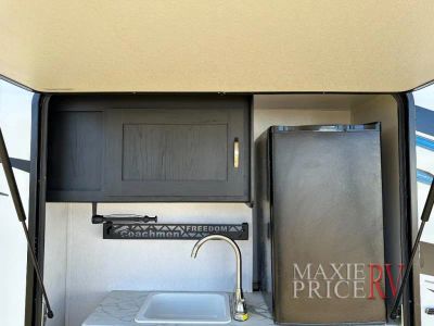 2021 Coachmen Freedom Express Ultra Lite - Photo 8