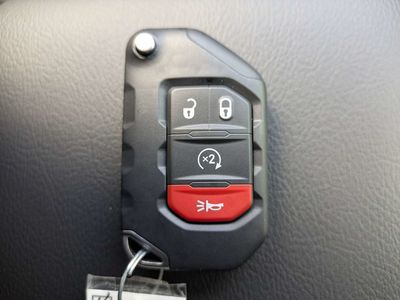 2026 Jeep Wrangler - Photo 30