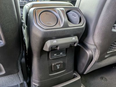2026 Jeep Wrangler - Photo 14