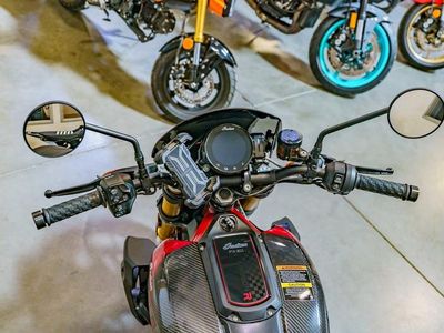 2024 Indian Motorcycle FTR R Carbon Carbon Fiber - Photo 8