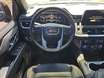 2023 GMC Yukon - Photo 14