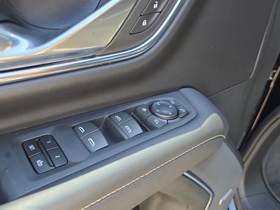 2023 GMC Yukon - Photo 21