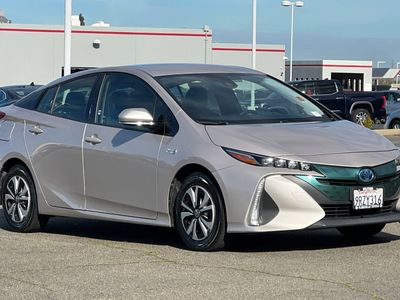2017 Toyota Prius Prime - Photo 5
