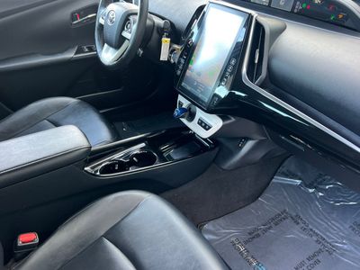 2017 Toyota Prius Prime - Photo 16