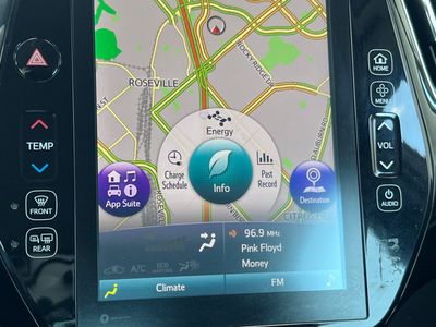 2017 Toyota Prius Prime - Photo 22