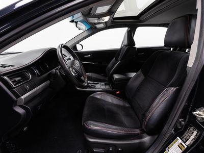 2017 Toyota Camry - Photo 4