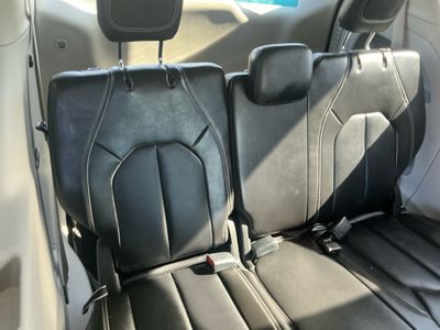 2024 Chrysler Pacifica — photo 18 view