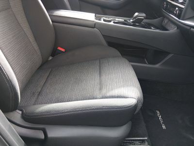 2023 Nissan Rogue — photo 15 view