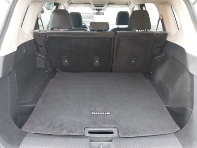 2023 Nissan Rogue — photo 11 view