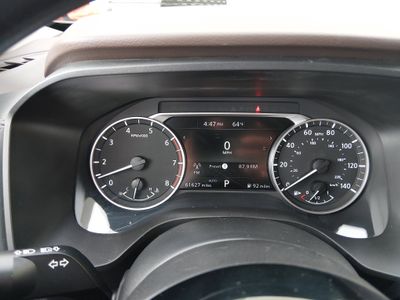 2023 Nissan Rogue — photo 14 view