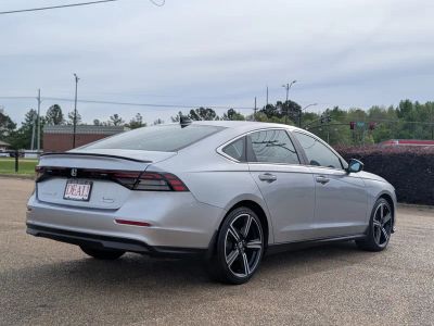 2025 Honda Accord Hybrid - Photo 5