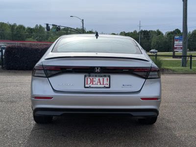 2025 Honda Accord Hybrid - Photo 4