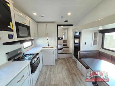 2026 Sundance 28DB - Photo 10