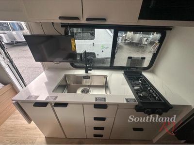 2026 Winnebago Micro Minnie - Photo 18