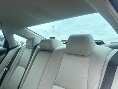 2021 Honda Accord - Photo 8