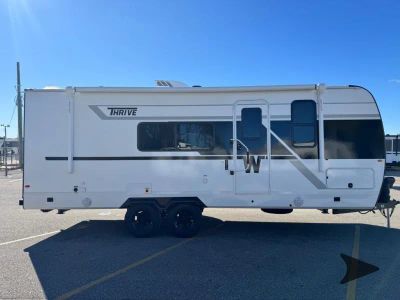 2026 Winnebago Thrive - Photo 10