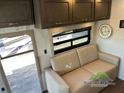 2025 Newmar Bay Star - Photo 8