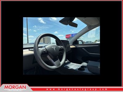 2024 Tesla Model Y - Photo 6