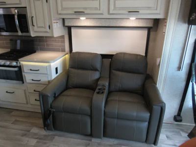 2023 Jayco PRECEPT - Photo 7