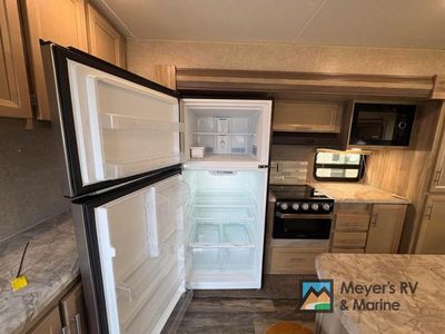2019 Coachmen RV Catalina Destination Series - Photo 12