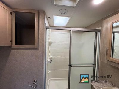 2019 Coachmen RV Catalina Destination Series - Photo 34