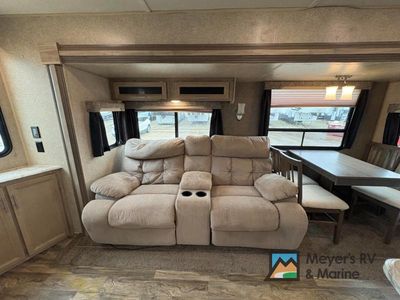 2019 Coachmen RV Catalina Destination Series - Photo 18