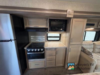 2019 Coachmen RV Catalina Destination Series - Photo 13