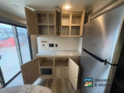 2019 Coachmen RV Catalina Destination Series - Photo 16