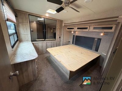 2019 Coachmen RV Catalina Destination Series - Photo 24