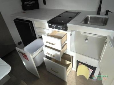 2027 Grand Design Transcend One — photo 17 view