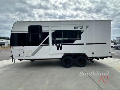 2026 Winnebago Thrive - Photo 7