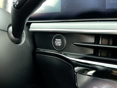 2026 Kia K5 - Photo 22