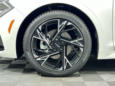 2026 Kia K5 - Photo 13