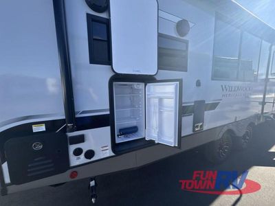 2025 Forest River RV Wildwood Heritage Glen Hyper-Lyte - Photo 7
