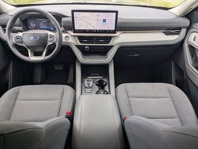 2025 Ford Explorer - Photo 16