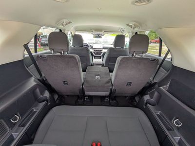 2025 Ford Explorer - Photo 13