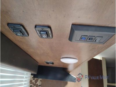2018 Venture RV Sonic - Photo 18