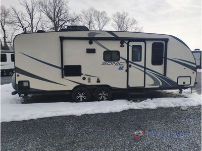 2018 Venture RV Sonic - Photo 10
