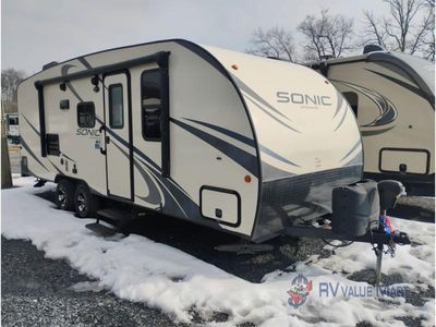 2018 Venture RV Sonic - Photo 3