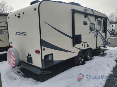 2018 Venture RV Sonic - Photo 9