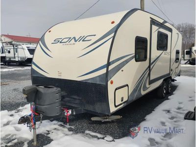 2018 Venture RV Sonic - Photo 5