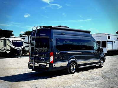 2018 Winnebago Paseo - Photo 2