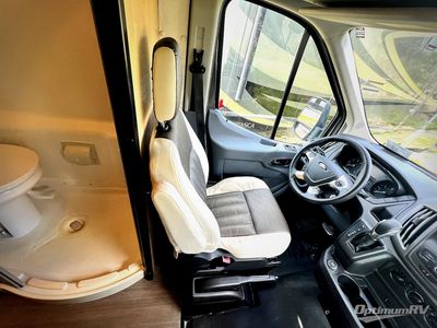 2018 Winnebago Paseo - Photo 6