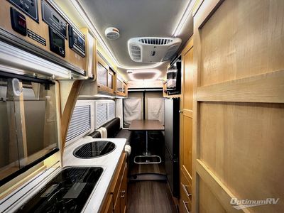 2018 Winnebago Paseo - Photo 4